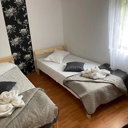 Pensiunea Bianca * Törcsvár